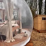 Bubbeltent In Bos Met Hottub, 20m Amsterdam *