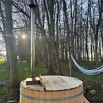 Luxusní stan Bubbeltent In Bos Met Hottub, 20m Amsterdam