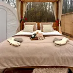 Bubbeltent In Bos Met Hottub, 20m Amsterdam * Zuidoostbeemster