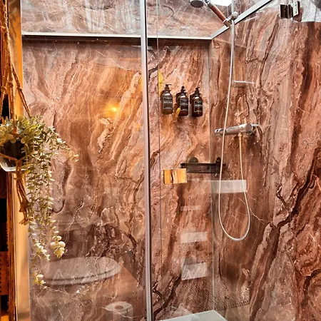 Bubbeltent In Bos Met Hottub, 20m Amsterdam Glamping Zuidoostbeemster