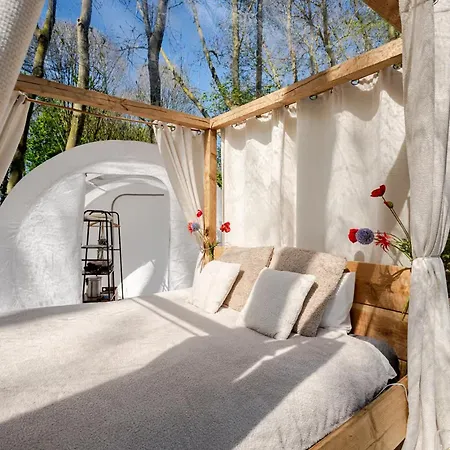 ラグジュアリーテント Bubbeltent In Bos Met Hottub, 20m Amsterdam *