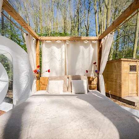 ラグジュアリーテント Bubbeltent In Bos Met Hottub, 20m Amsterdam Zuidoostbeemster