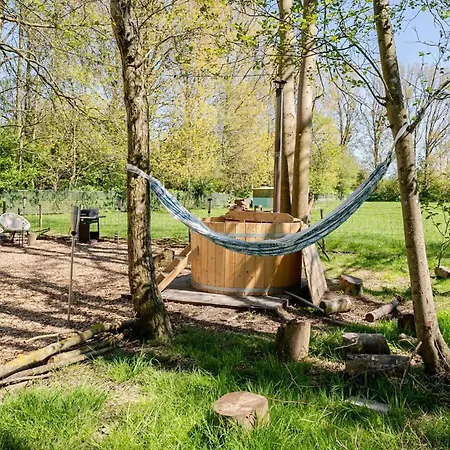 Bubbeltent In Bos Met Hottub, 20m Amsterdam * Zuidoostbeemster