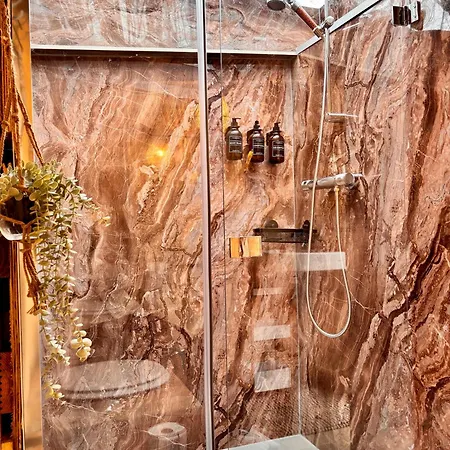 Bubbeltent In Bos Met Hottub, 20m Amsterdam 럭셔리텐트